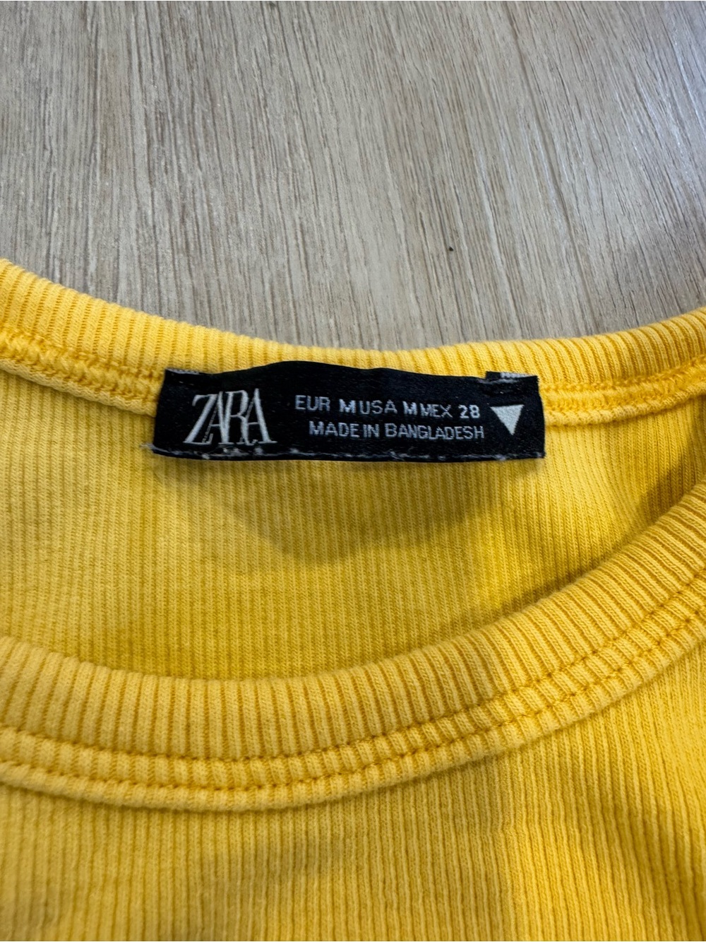 Zara Yellow Ribbed Tank Top - Picture 2 of 3